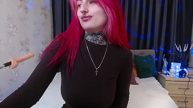 Snapshot of Nina_Blum_ chatting on October 20, 2025, 6:37 am Nina Blum  online show from October 20, 2025, 6:37 am