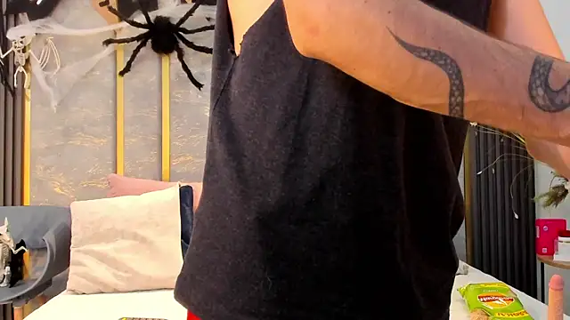 NikoStone  online show from November 2, 2025, 4:50 am