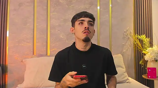 Snapshot of NikoStone_ chatting on September 27, 2025, 4:51 am NikoStone  online show from September 27, 2025, 4:51 am