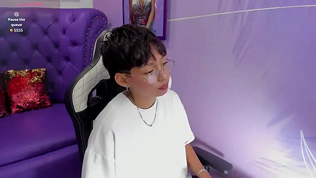 tefi meow online show from October 3, 2025, 7:48 pm