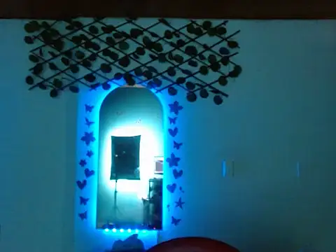 canelasexy 1 online show from December 3, 2025, 9:14 pm