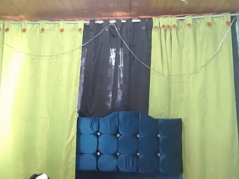 canelasexy 1 online show from January 14, 2026, 6:44 pm