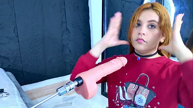 LizzyOlsen online show from April 17, 2026, 5:43 am