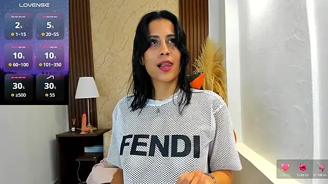 Snapshot of Thais_kim chatting on October 10, 2025, 12:28 pm Thais kim online show from October 10, 2025, 12:28 pm