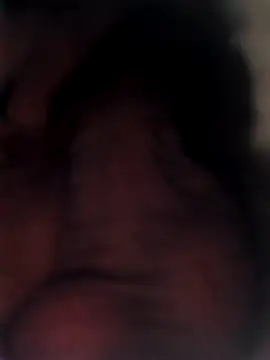 Snapshot of Dedede32 chatting on October 21, 2025, 4:23 am Dedede32 online show from October 21, 2025, 4:23 am