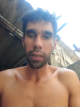 Snapshot of Dedede32 chatting on October 6, 2025, 1:45 pm Dedede32 online show from October 6, 2025, 1:45 pm