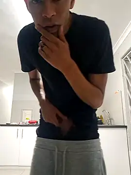 Snapshot of LuciousLyon chatting on November 8, 2025, 9:18 pm LuciousLyon online show from November 8, 2025, 9:18 pm