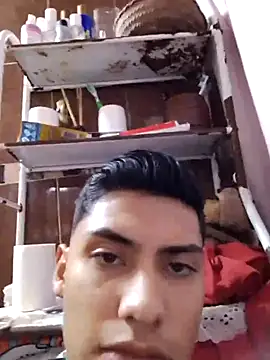 aispuro8505 online show from September 21, 2025, 7:13 am