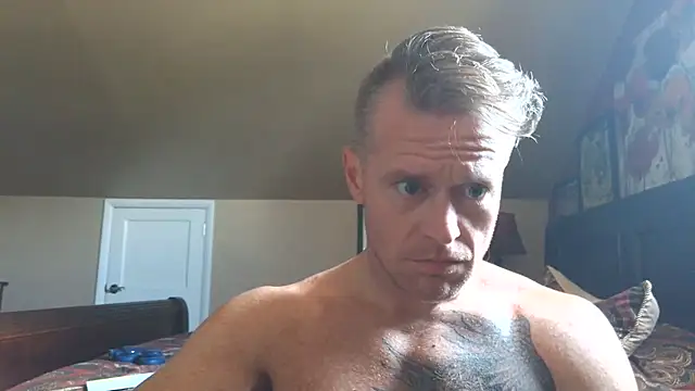 Snapshot of DILFiGuess11 chatting on July 22, 2026, 5:04 pm DILFiGuess11 online show from July 22, 2026, 5:04 pm