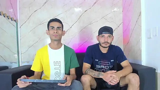 Golldens Dreamss online show from September 19, 2025, 4:16 am