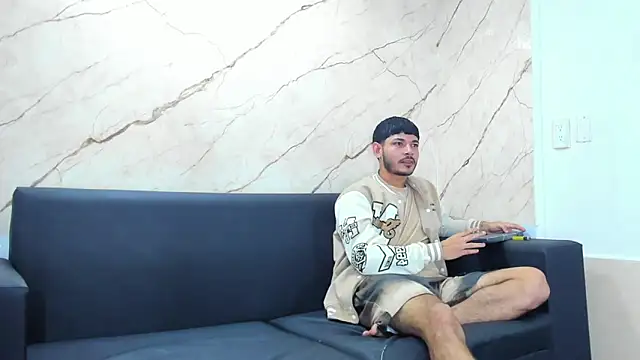 Golldens Dreamss online show from October 5, 2025, 7:48 pm