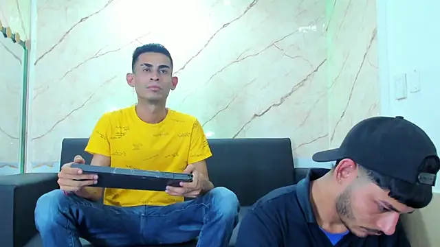 Golldens Dreamss online show from September 24, 2025, 8:15 pm