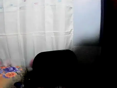 xmaldita18 online show from February 3, 2026, 7:46 am