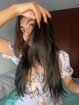 DianeSuns  online show from April 4, 2026, 4:41 am