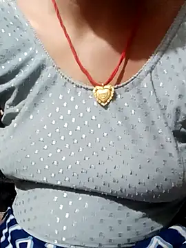 Snapshot of HOT_DAAN79 chatting on October 9, 2025, 6:41 pm HOT DAAN79 online show from October 9, 2025, 6:41 pm