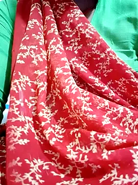 Snapshot of HOT_DAAN79 chatting on October 8, 2025, 4:51 pm HOT DAAN79 online show from October 8, 2025, 4:51 pm