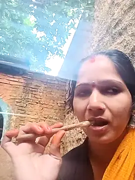 Jooli xx online show from October 13, 2025, 1:18 am