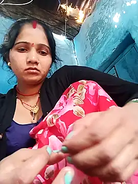 Jooli xx online show from April 11, 2026, 7:45 am