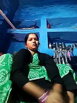 Jooli xx online show from October 8, 2025, 12:01 am