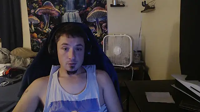 Snapshot of YoBlezz chatting on September 29, 2025, 4:08 am YoBlezz online show from September 29, 2025, 4:08 am