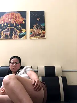 leehank01 online show from October 31, 2025, 1:52 pm