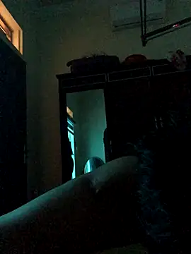 leehank01 online show from October 14, 2025, 6:14 am