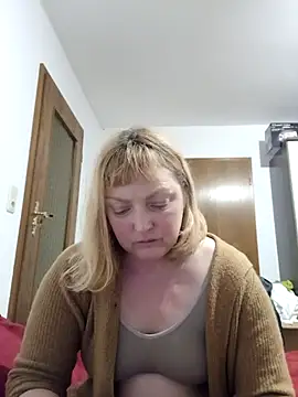 Snapshot of LiluLiluLilu chatting on January 31, 2026, 7:12 pm LiluLiluLilu online show from January 31, 2026, 7:12 pm