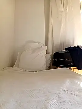 Snapshot of Meliwem12 chatting on October 11, 2025, 7:42 am Meliwem12 online show from October 11, 2025, 7:42 am