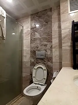 Snapshot of Meliwem12 chatting on November 2, 2025, 10:20 am Meliwem12 online show from November 2, 2025, 10:20 am