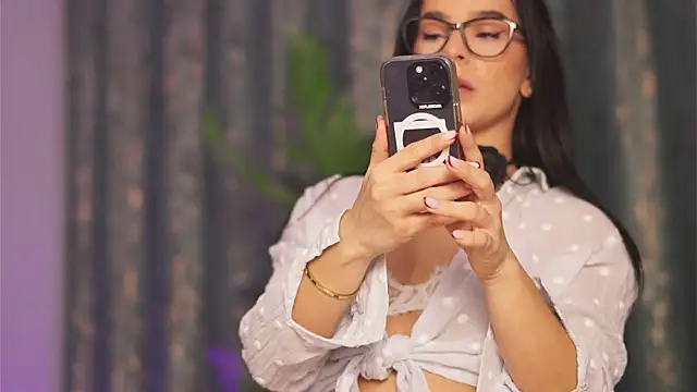 DeniseBlu online show from October 13, 2025, 4:36 am