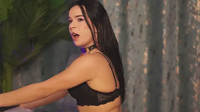 DeniseBlu online show from October 12, 2025, 4:36 am