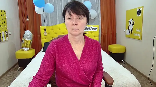 Snapshot of VivianGuchih chatting on September 28, 2025, 5:58 am VivianGuchih online show from September 28, 2025, 5:58 am