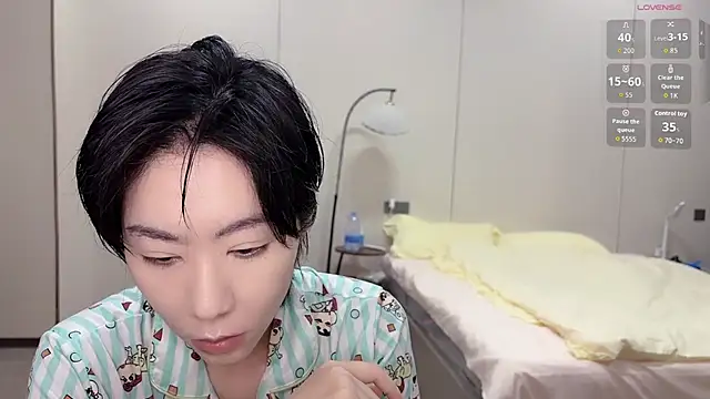 susu--168 online show from September 11, 2025, 12:49 pm
