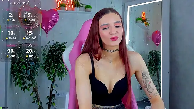 Snapshot of Alisha_Green chatting on February 25, 2026, 10:04 am Alisha Green online show from February 25, 2026, 10:04 am