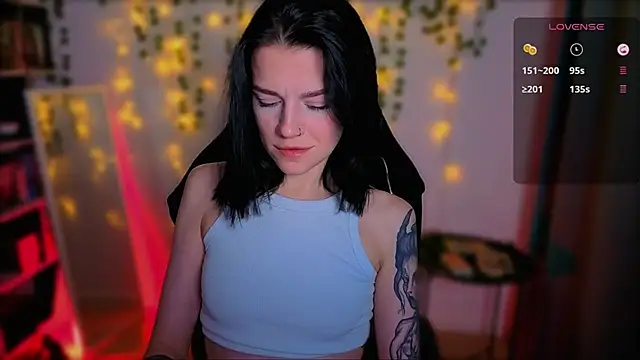 raspberry  girl  online show from September 17, 2025, 9:39 pm