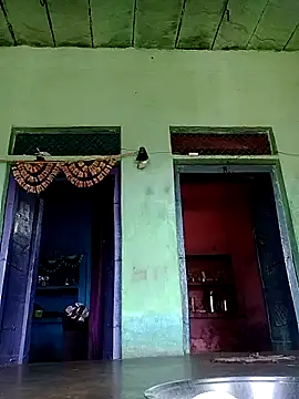 Ishwariya Hatwal online show from November 1, 2025, 3:46 am