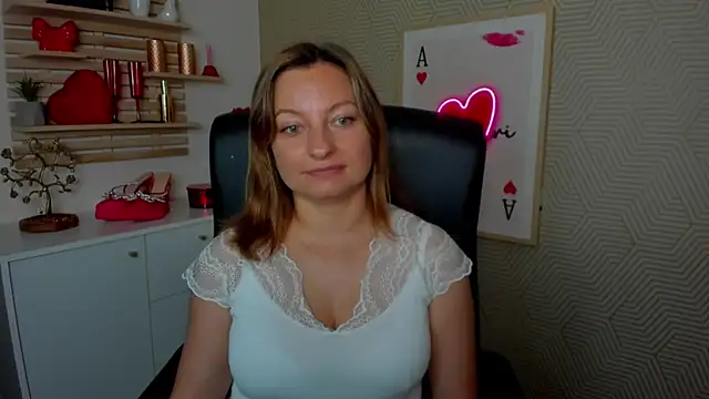angelaSamt online show from June 24, 2026, 5:28 am