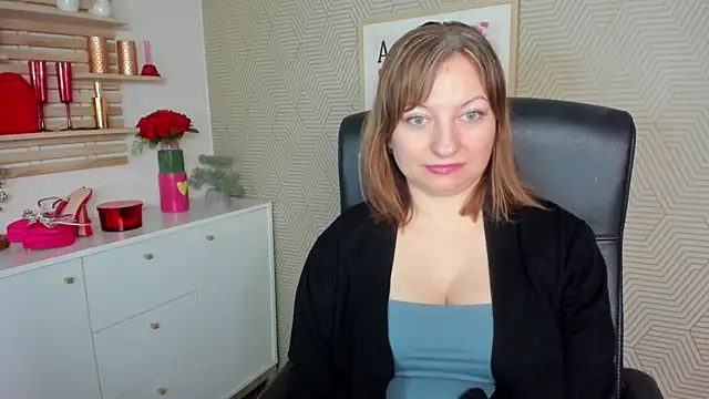 angelaSamt online show from March 23, 2026, 6:35 am