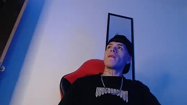 Snapshot of Anhonymus_ chatting on September 10, 2025, 4:22 am Anhonymus  online show from September 10, 2025, 4:22 am