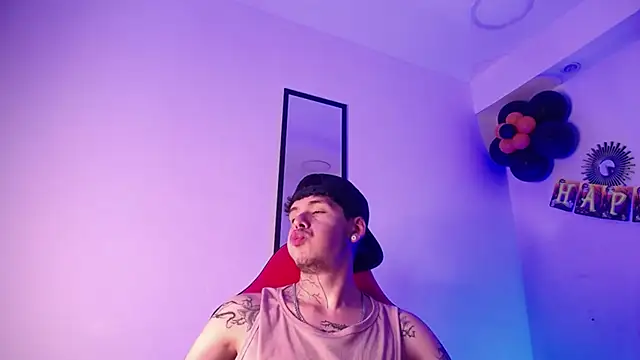 Snapshot of Anhonymus_ chatting on October 17, 2025, 3:54 am Anhonymus  online show from October 17, 2025, 3:54 am