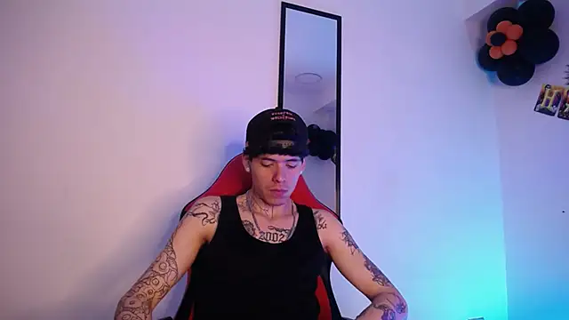 Snapshot of Anhonymus_ chatting on October 30, 2025, 3:27 am Anhonymus  online show from October 30, 2025, 3:27 am