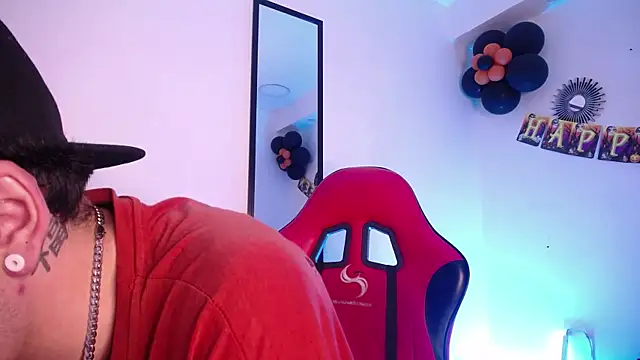 Snapshot of Anhonymus_ chatting on October 24, 2025, 4:11 am Anhonymus  online show from October 24, 2025, 4:11 am