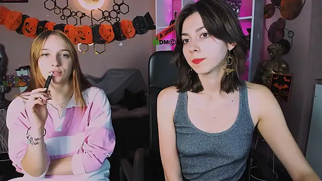 Snapshot of kitniss_dreamy chatting on October 22, 2025, 12:37 pm kitniss dreamy online show from October 22, 2025, 12:37 pm