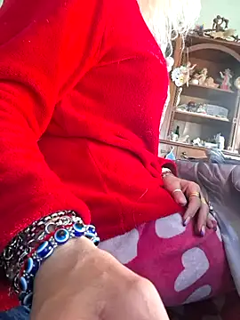 TigreBianca27 online show from October 8, 2025, 2:40 pm