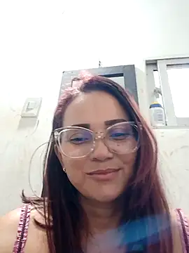 Snapshot of Amanda39 chatting on October 12, 2025, 2:07 pm Amanda39 online show from October 12, 2025, 2:07 pm