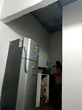 Snapshot of Amanda39 chatting on October 1, 2025, 12:09 pm Amanda39 online show from October 1, 2025, 12:09 pm