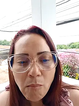 Snapshot of Amanda39 chatting on October 16, 2025, 12:46 pm Amanda39 online show from October 16, 2025, 12:46 pm