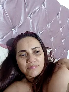 Snapshot of Amanda39 chatting on October 12, 2025, 2:02 am Amanda39 online show from October 12, 2025, 2:02 am