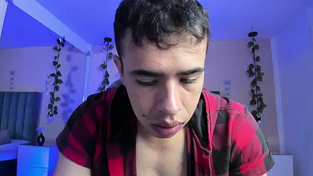 Snapshot of Muscle_Scott chatting on February 12, 2026, 1:22 pm Muscle Scott online show from February 12, 2026, 1:22 pm