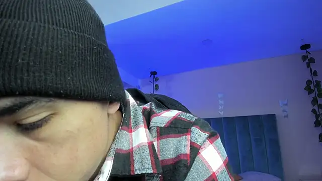 Snapshot of Muscle_Scott chatting on February 6, 2026, 2:02 pm Muscle Scott online show from February 6, 2026, 2:02 pm